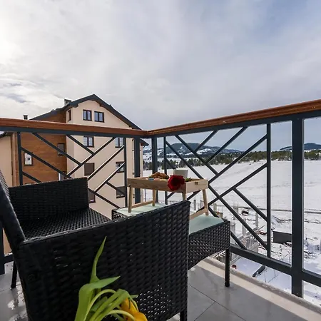 Borov Jezic Apartment